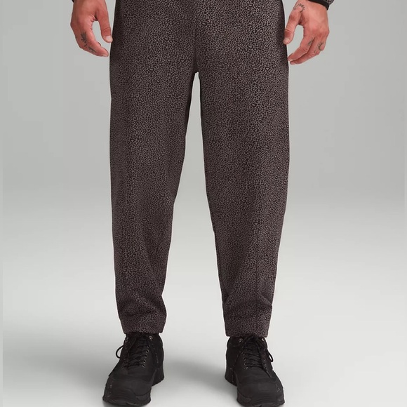 lululemon lab Double-Knit Jacquard Jogger - Picture 1 of 7